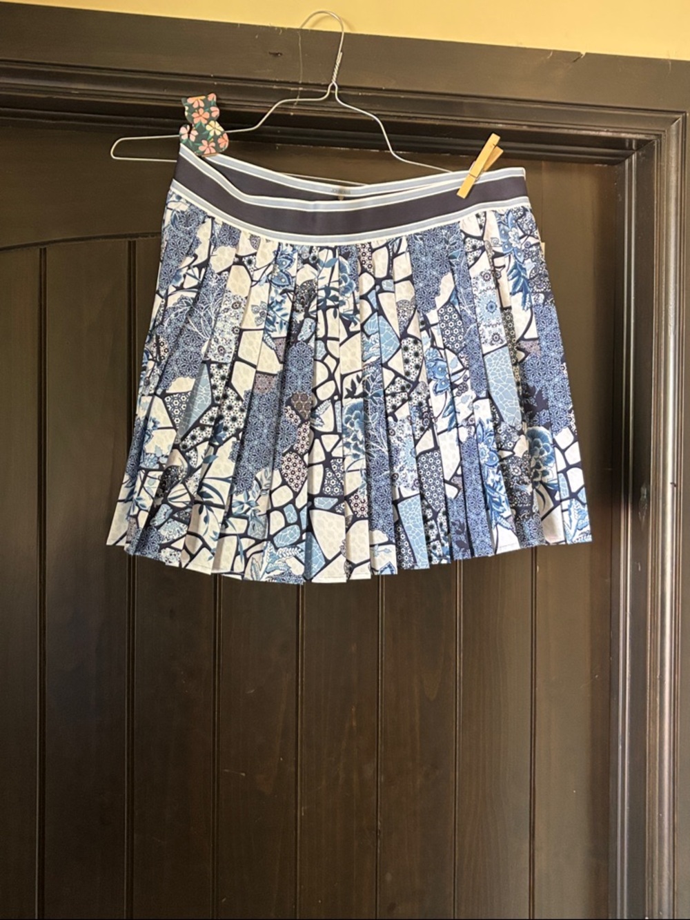 Johnny Was Blue and White Pleated Mosaic Mini Skirt